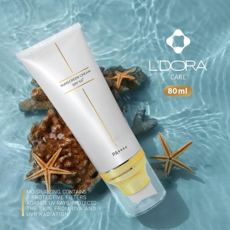 کرم ضدآفتاب +SPF50 بی رنگ مناسب انواع پوست ۸۰ میلی لیترپنبه ریز